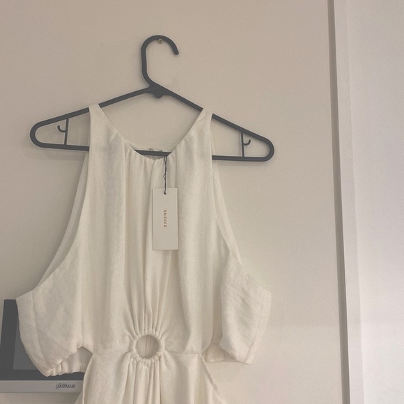 HOST PICK 🤩 Sheike Ivory dress size 16 side cut out detail NWT - Picture 2 of 9